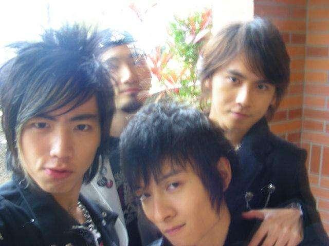 终极一家的演员